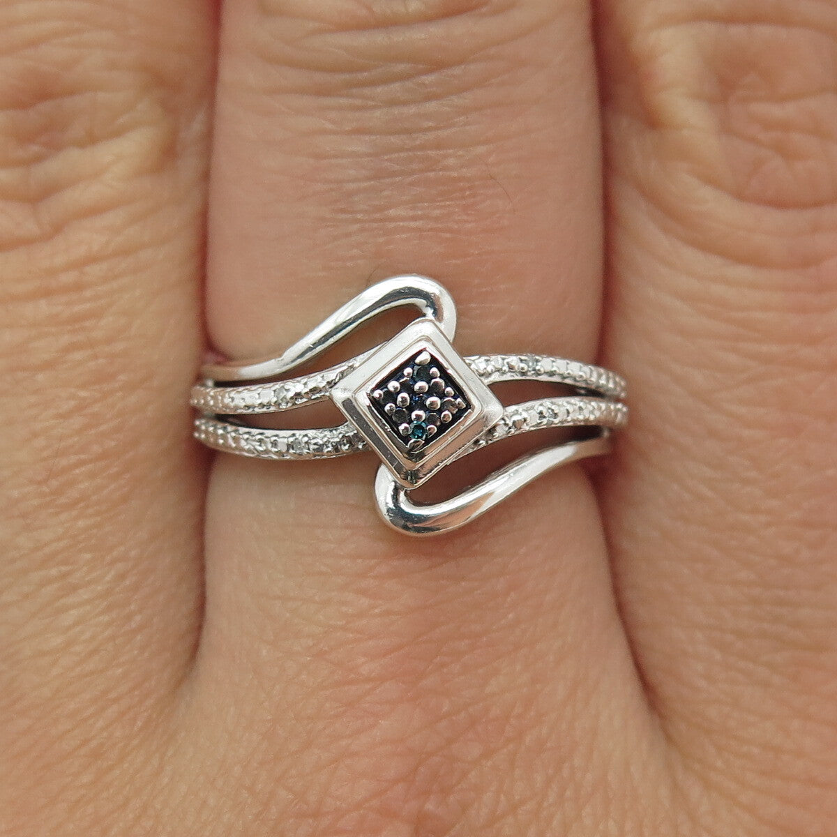 JANE SEYMOUR 925 Sterling Silver Real Blue & White Diamond Bypass Ring Size 6.5