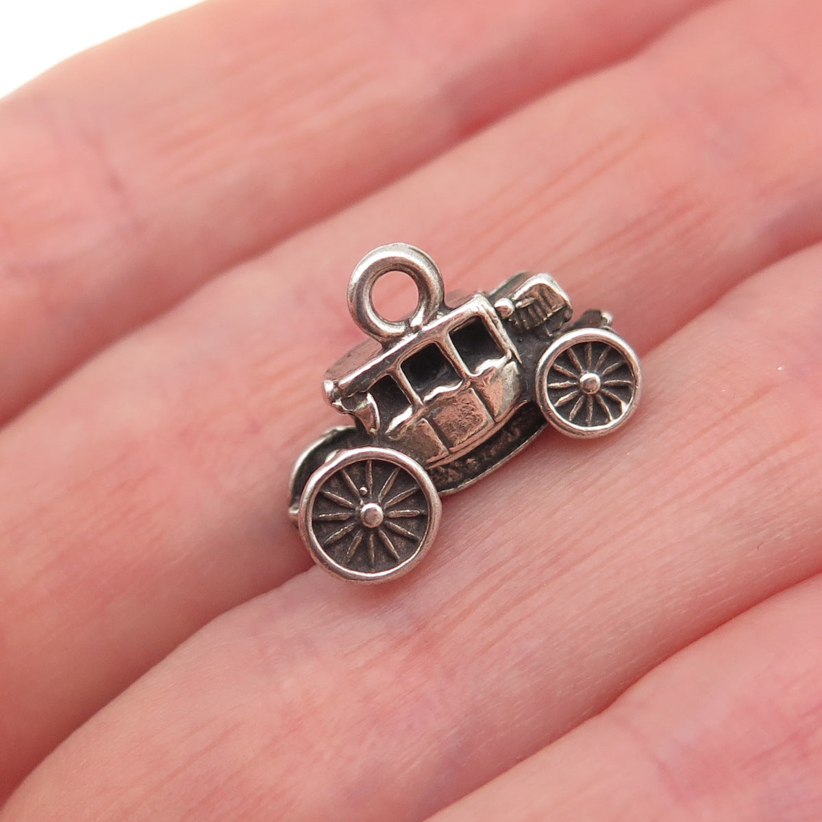 925 Sterling Silver Vintage Stagecoach / Carriage 3D Mini Charm Pendant