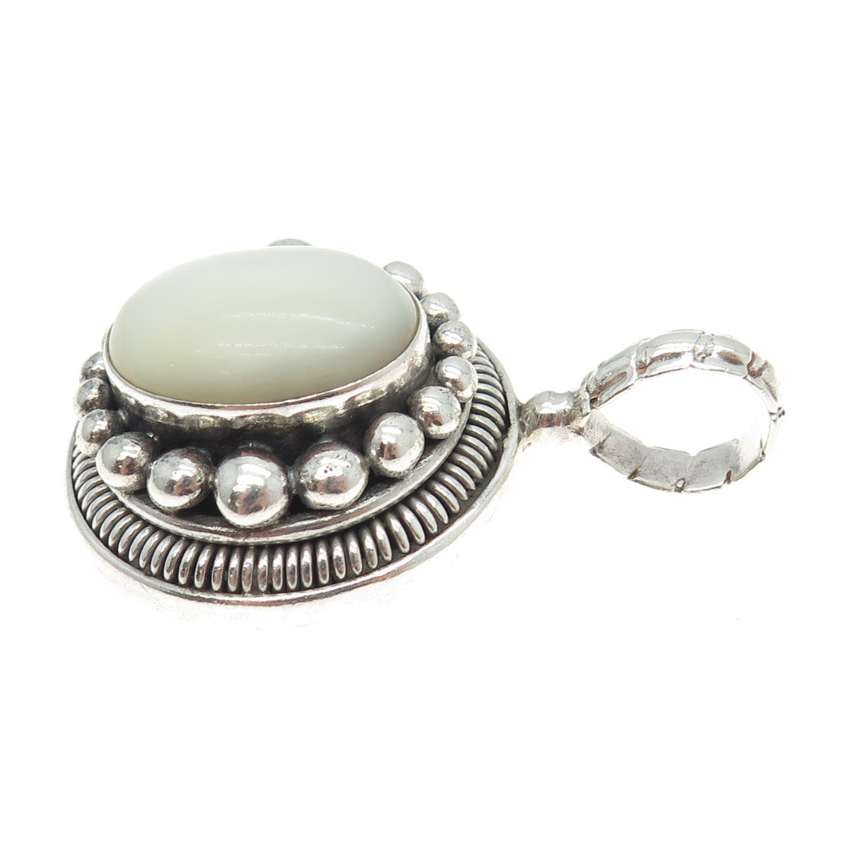 SUARTI BALI 925 Sterling Silver Vintage Real Mother-of-Pearl Beaded Pendant