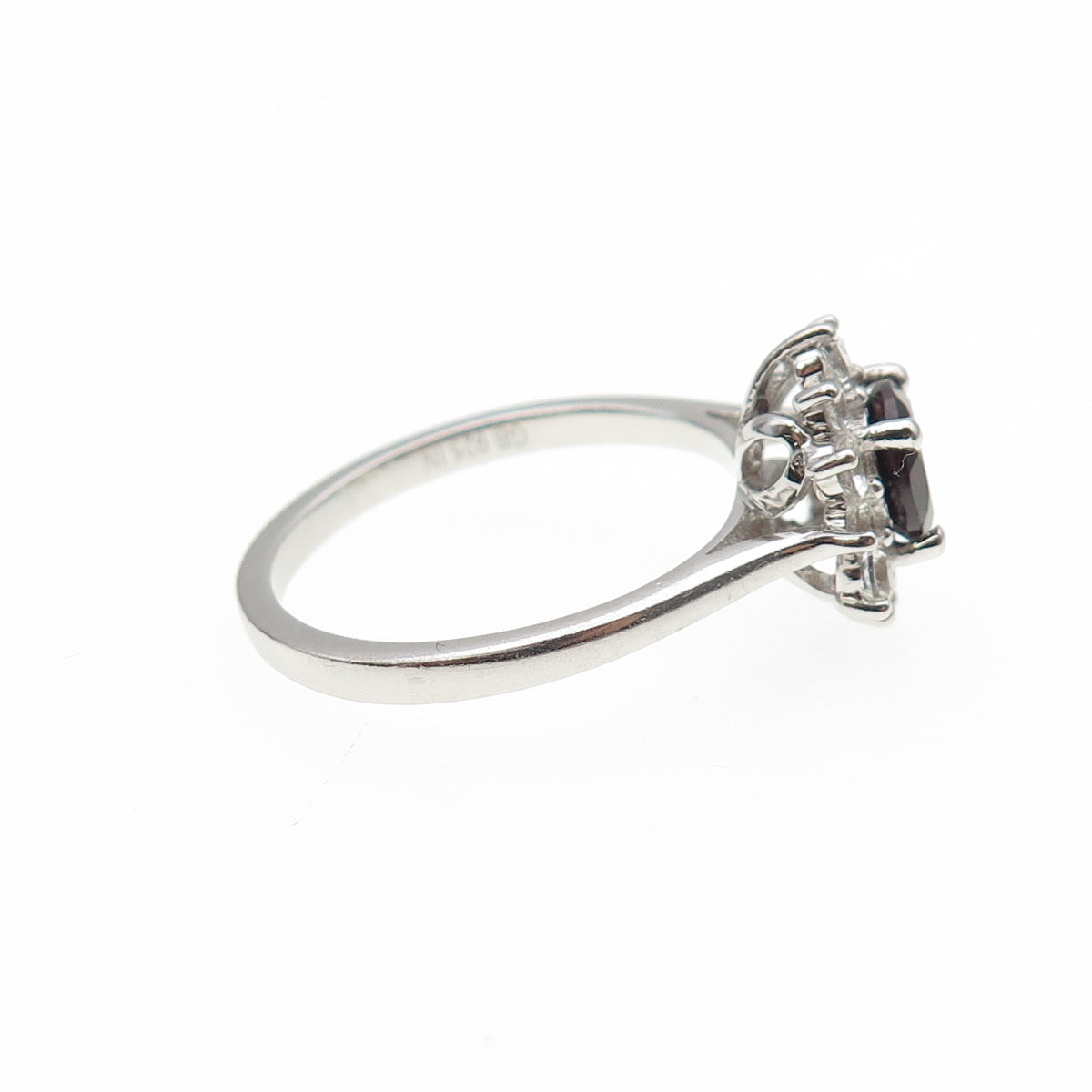 925 Sterling Silver Real Round-Cut Red Garnet & C Z Ring Size 9