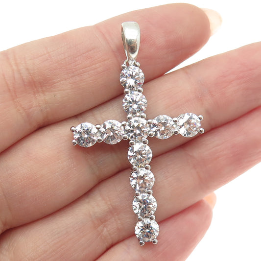 925 Sterling Silver Round-Cut Shaped C Z Cross Pendant