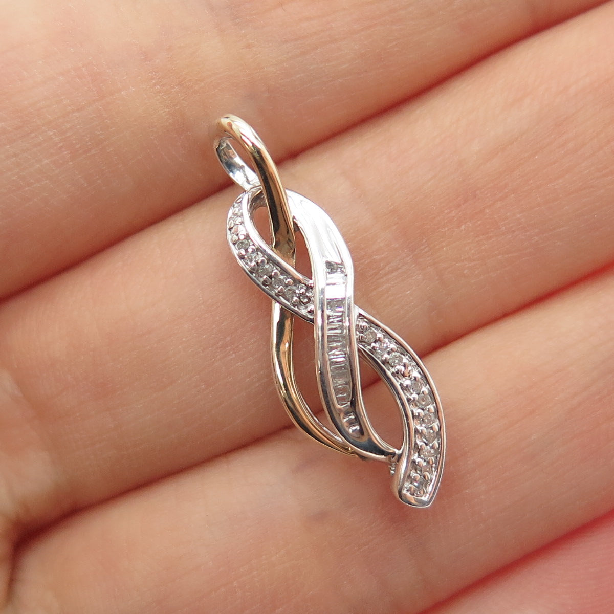 SUN 925 Sterling Silver 14K Gold Real Diamond Twisted Charm Pendant