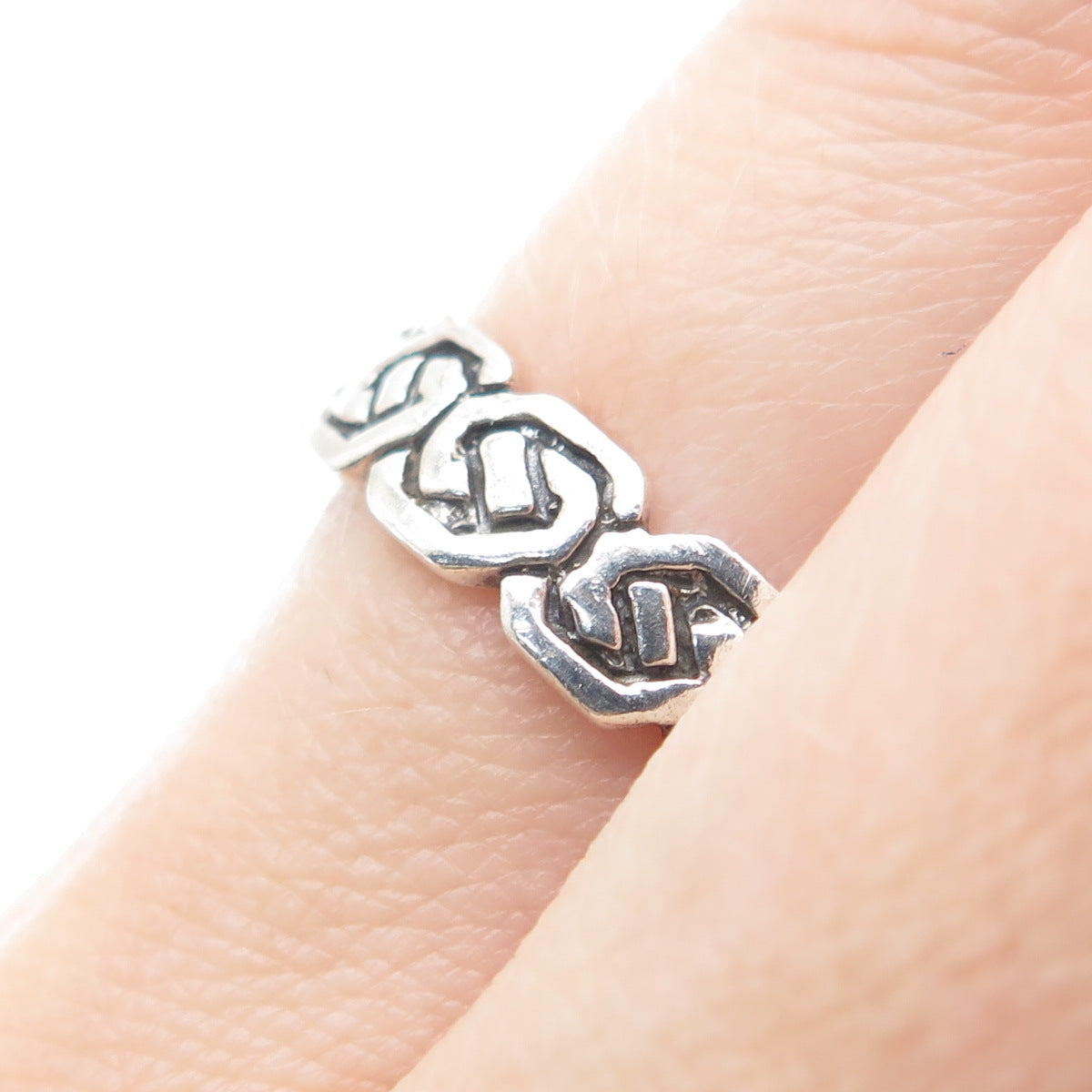 925 Sterling Silver Vintage Celtic Knot Oxidized Band Ring Size 9