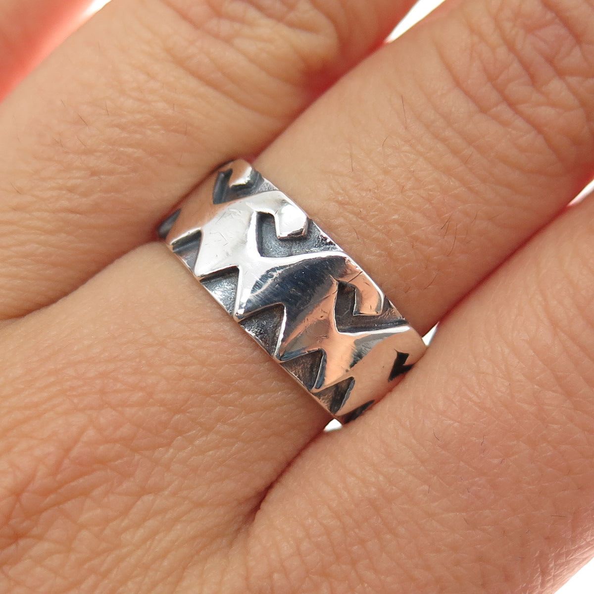 925 Sterling Silver Vintage Modernist Abstract Oxidized Band Ring Size 8
