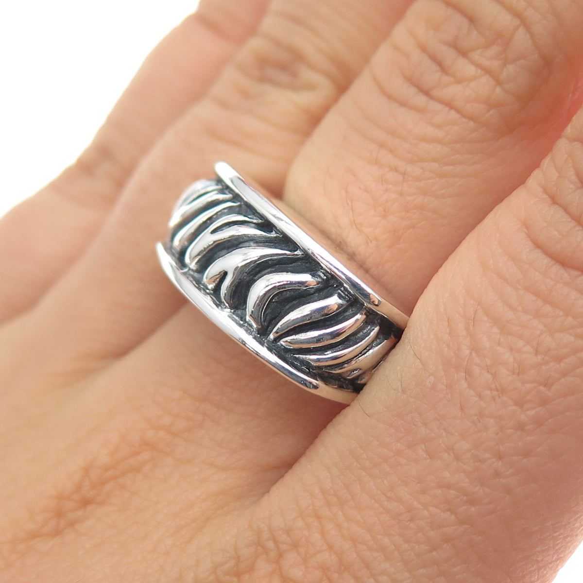SIDNEY EVAN 925 Sterling Silver Vintage Modernist Oxidized Ring Size 7.75