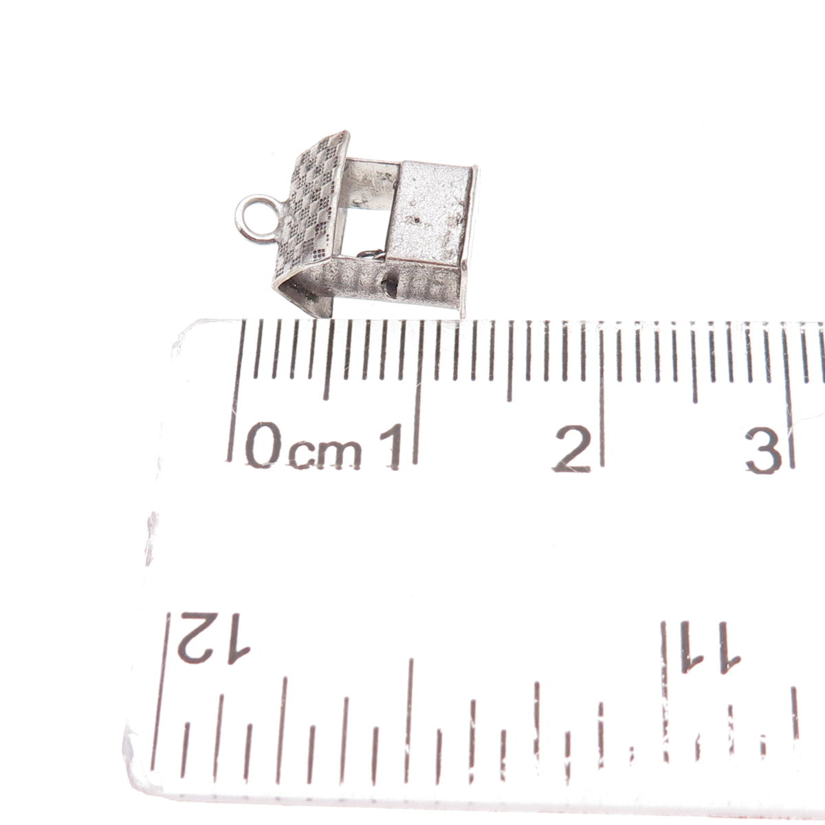 925 Sterling Silver Antique Art Deco Water Well Oxidized 3D Charm Pendant
