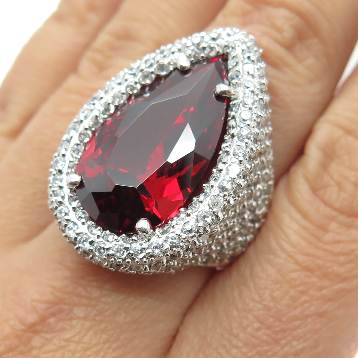 925 Sterling Silver Checkered Nano Garnet C Z Teardrop Statement Ring Size 7.25