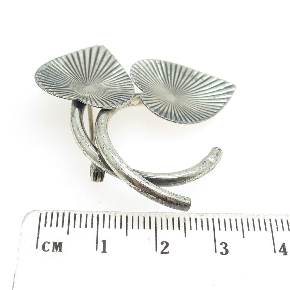 BEAU 925 Sterling Silver Antique Art Deco Striped Leaf Pin Brooch