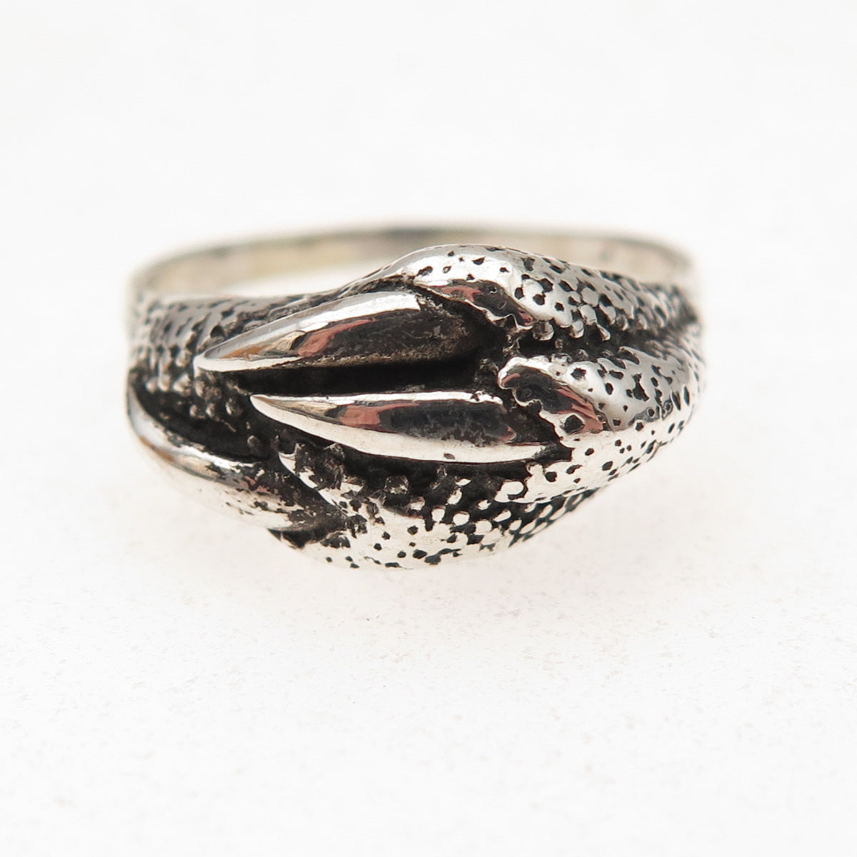 925 Sterling Silver Vintage Dragon Claw Oxidized Ring Size 10