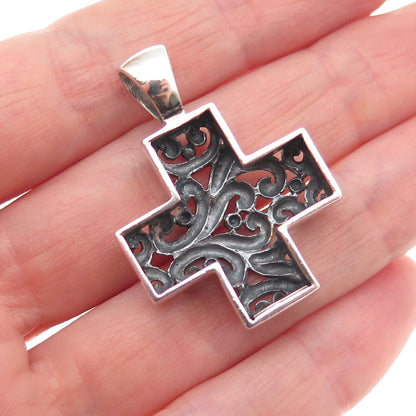 ATI Annika Witt 925 Sterling Silver Vintage Heart Ornate Cross Charm Pendant