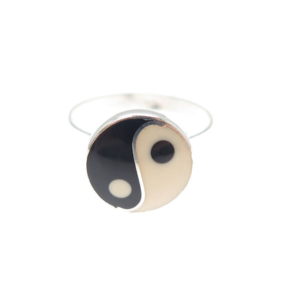 925 Sterling Silver Vintage Black & White Enamel Yin Yang Ring Size 5.25
