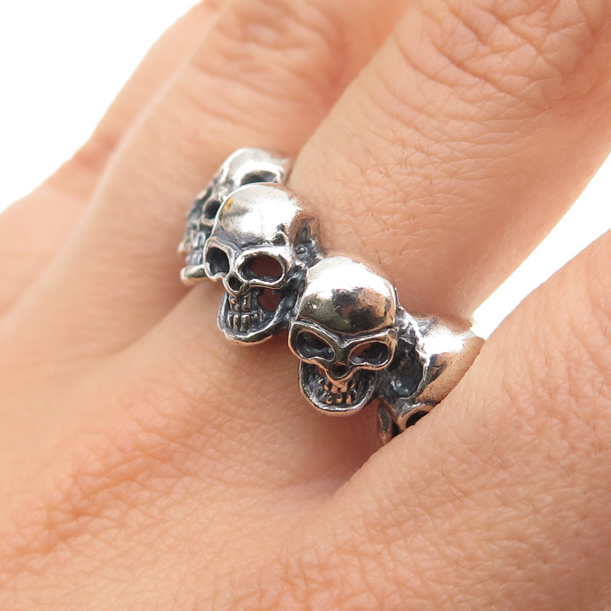 925 Sterling Silver Vintage Skull All Around Oxidized Biker Ring Size 10.25