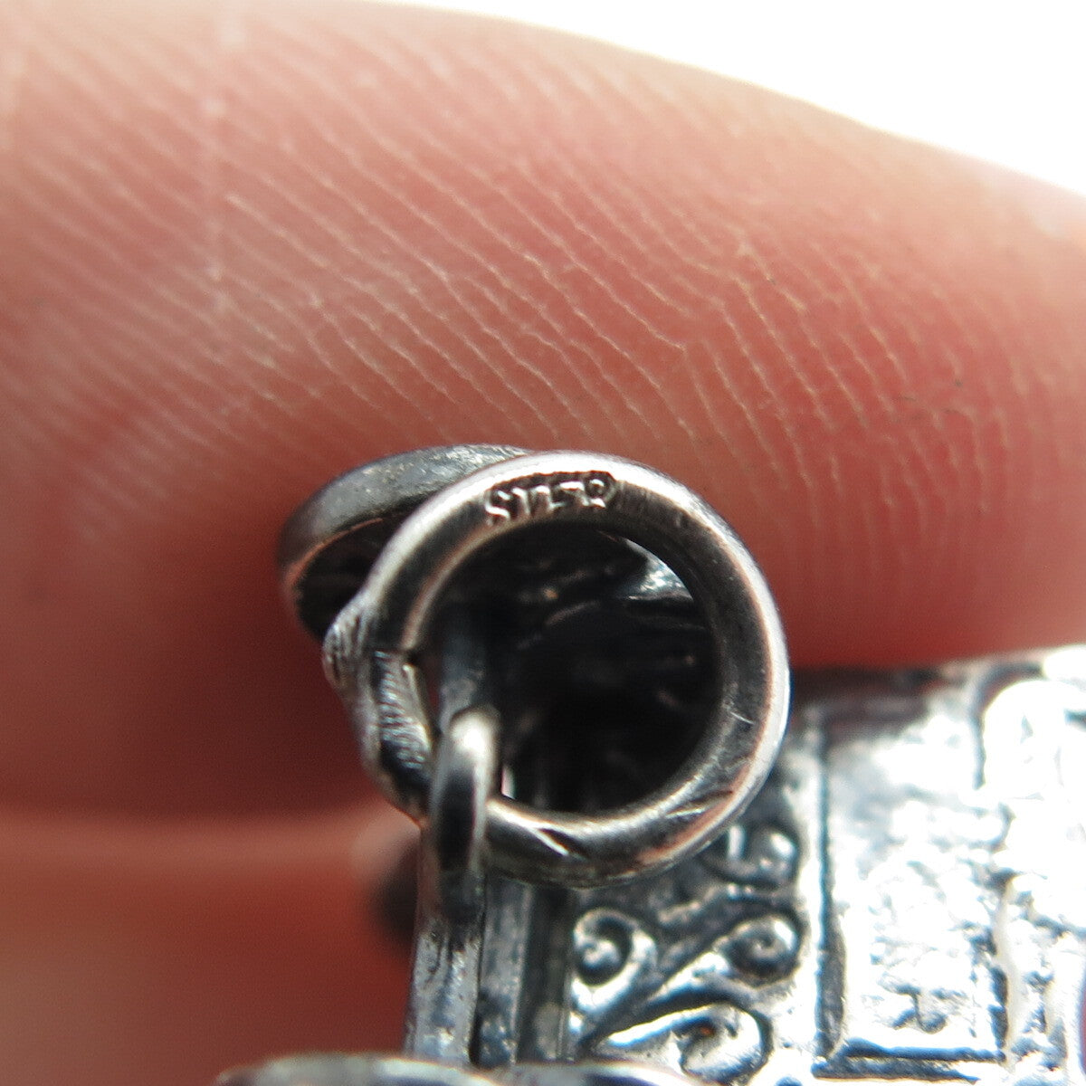 925 Sterling Silver Antique Art Deco Carriage Movable 3D Charm Pendant
