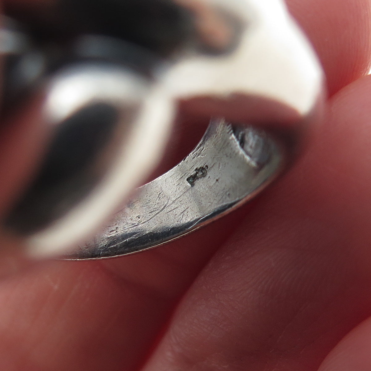 925 Sterling Silver Vintage Modernist Ribbed Oxidized Ring Size 7.5