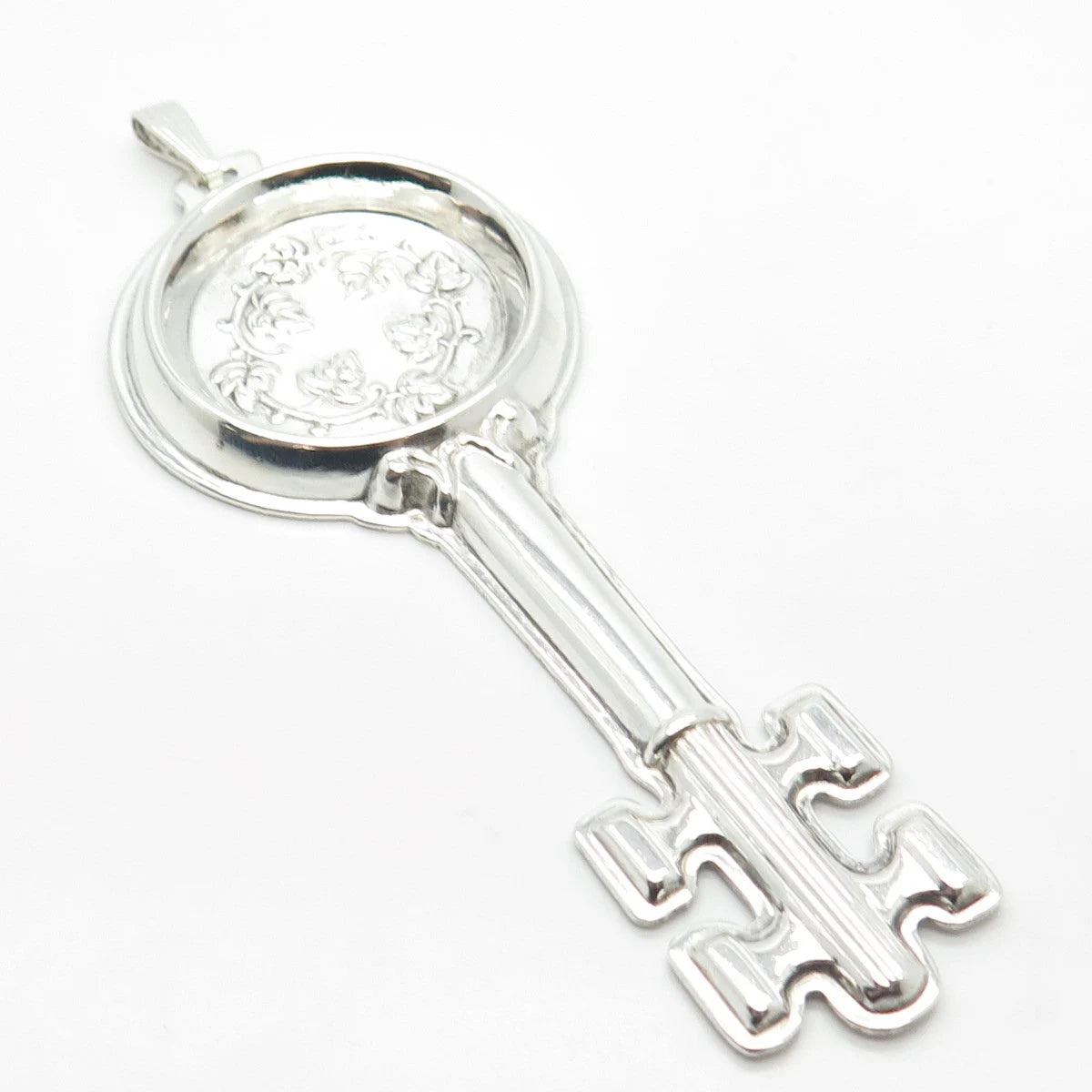 925 Sterling Silver Vintage Reed & Barton Circa 1880 Wine Tasters Key Pendant
