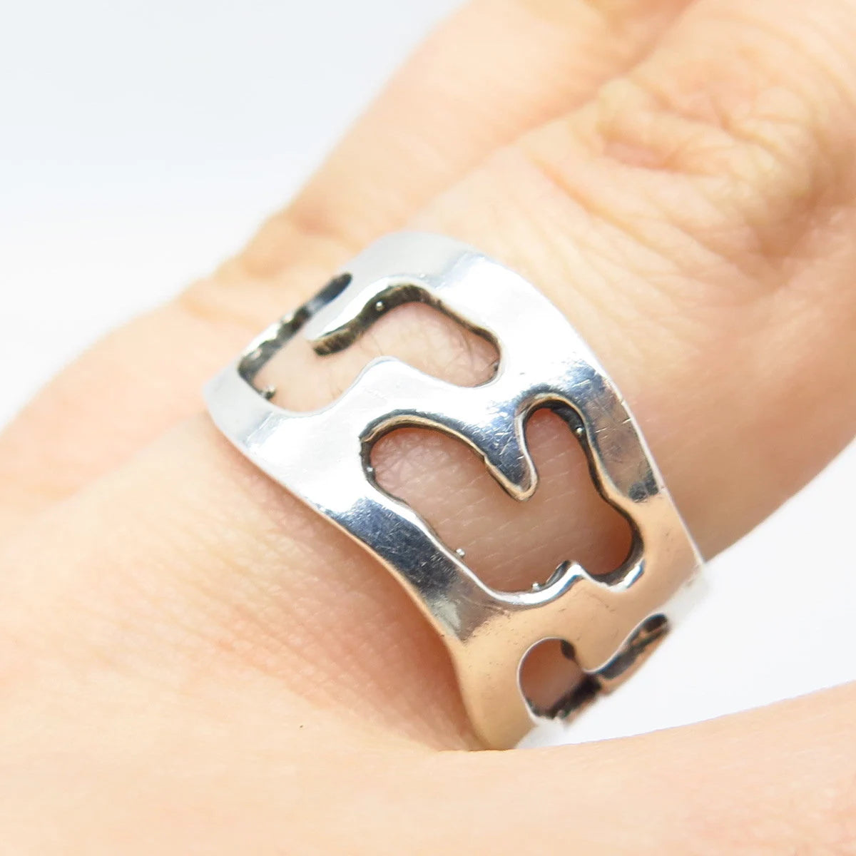 925 Sterling Silver Vintage Modernist Band Ring Size 6.5