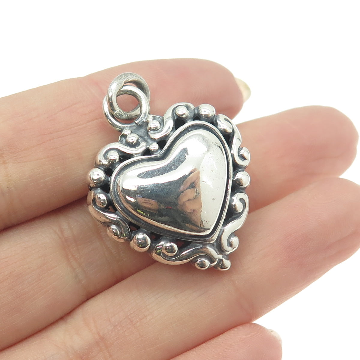 925 Sterling Silver Vintage Ornate Heart 3D Pendant