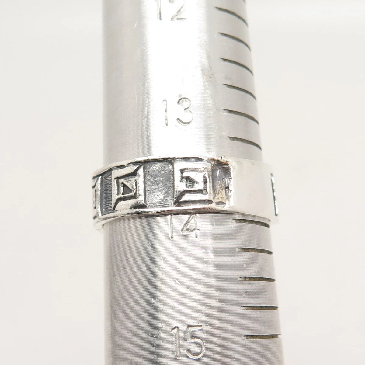 925 Sterling Silver Vintage Modernist Band Ring Size 13.75