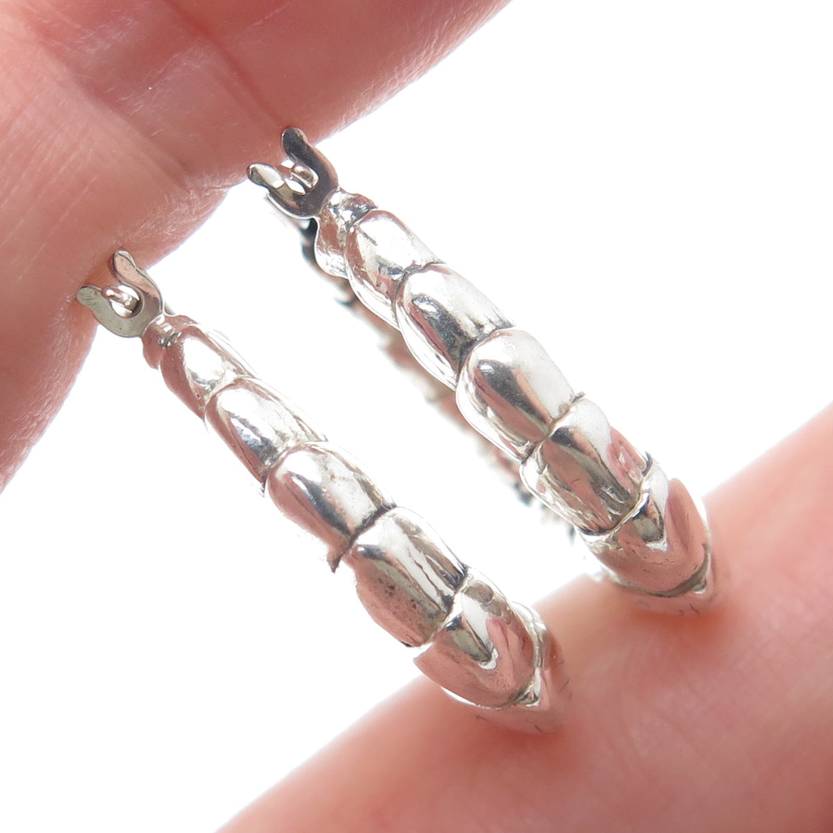 925 Sterling Silver Ribbed Puffy Hoop Earrings