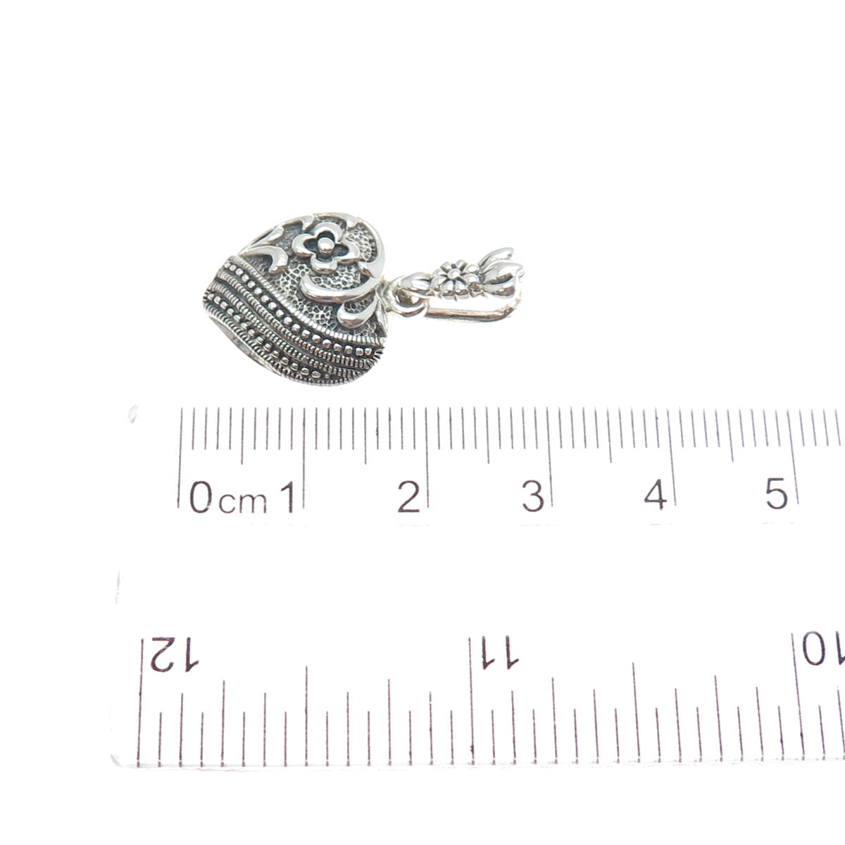 CHARLES WINSTON 925 Sterling Silver Vintage Flower Heart Oxidized Charm Pendant