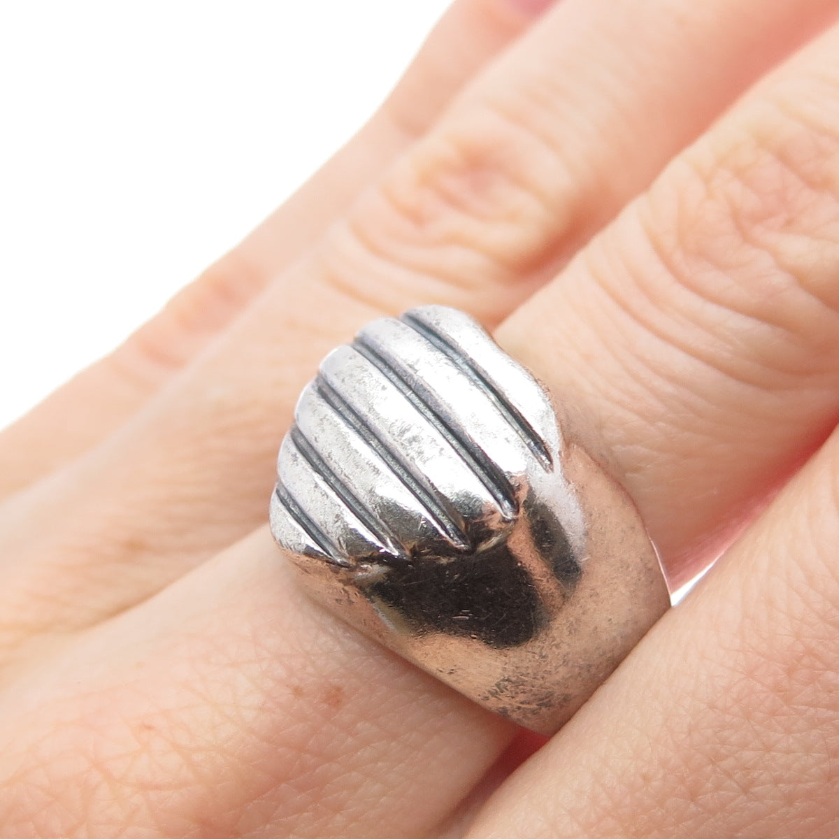 CHARLES WINSTON Sterling Silver Vintage Modernist Heart Oxidized Ring Size 8.75