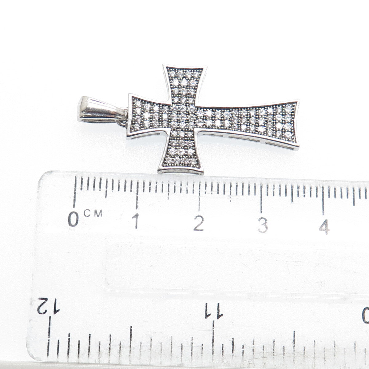 925 Sterling Silver Round-Cut C Z Cross Sparkle Pendant