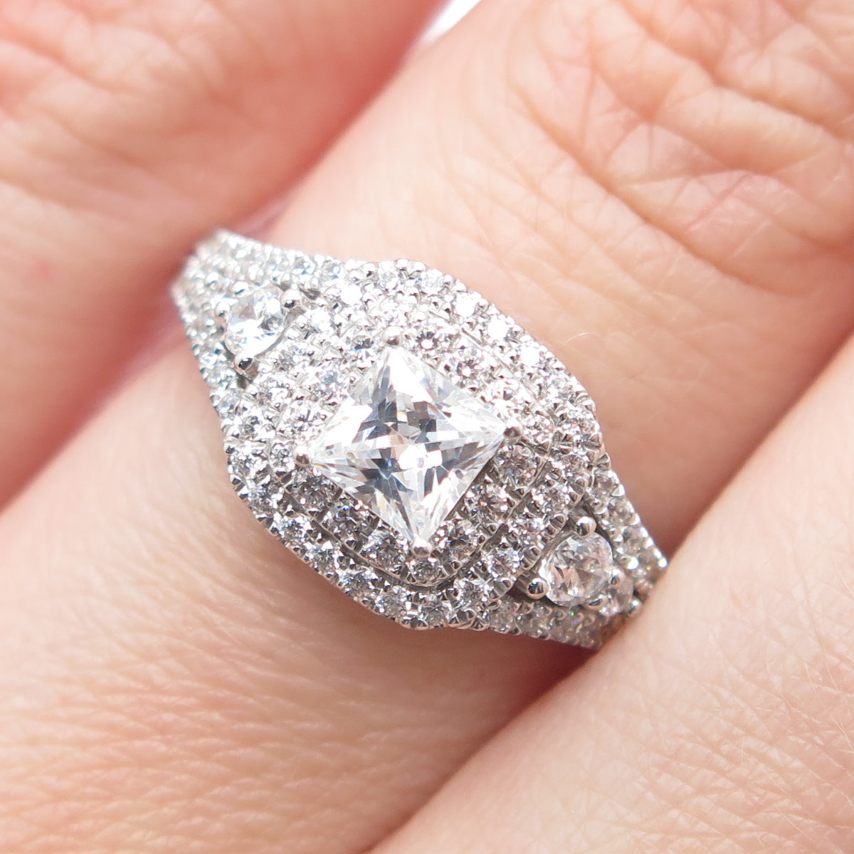 925 Sterling Silver Princess & Round-Cut C Z Engagement Ring Size 6.75