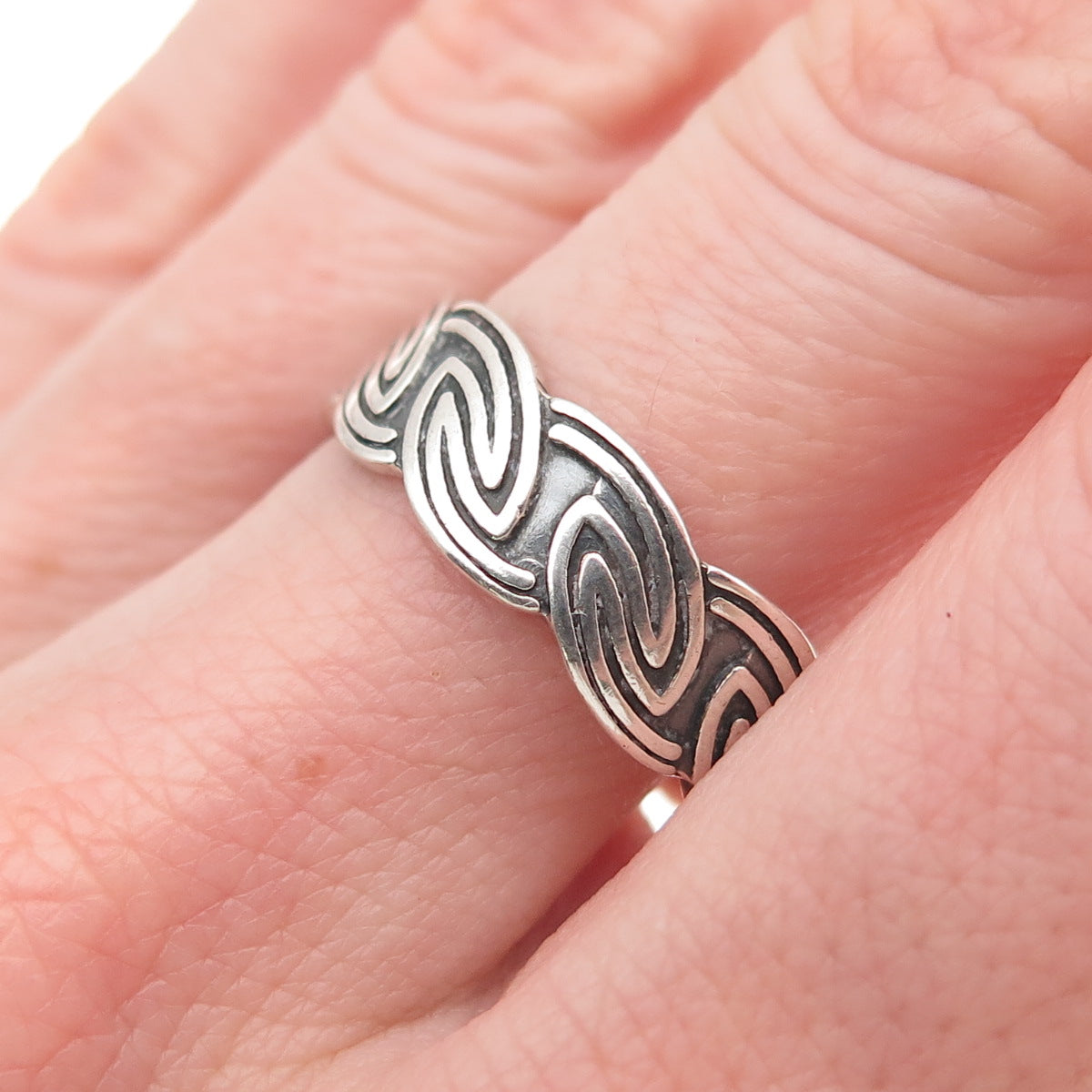 925 Sterling Silver Vintage Celtic Oxidized Band Ring Size 10.75
