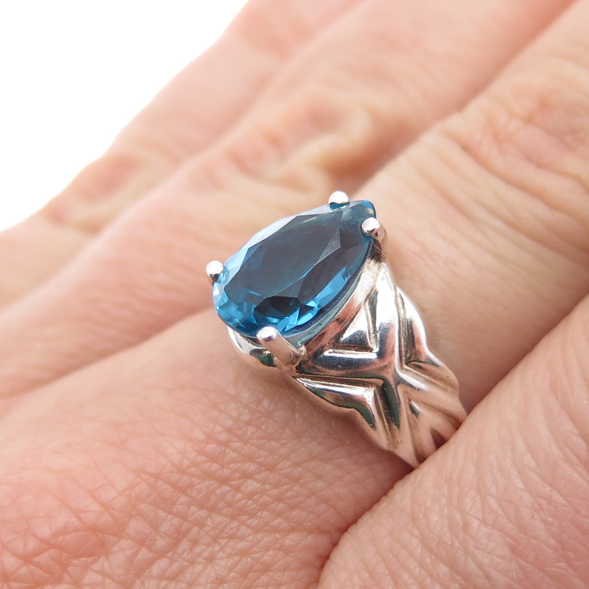 925 Sterling Silver Vintage Real Swiss Blue Topaz Teardrop Ring Size 7
