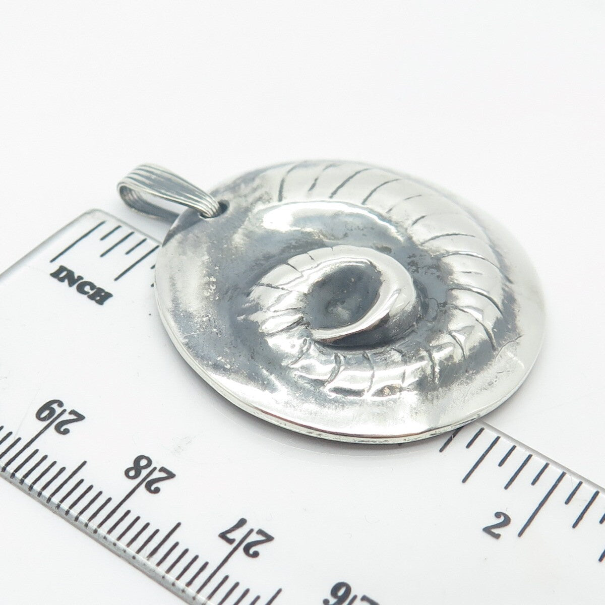 925 Sterling Silver Vintage Snake Tail Round Pendant