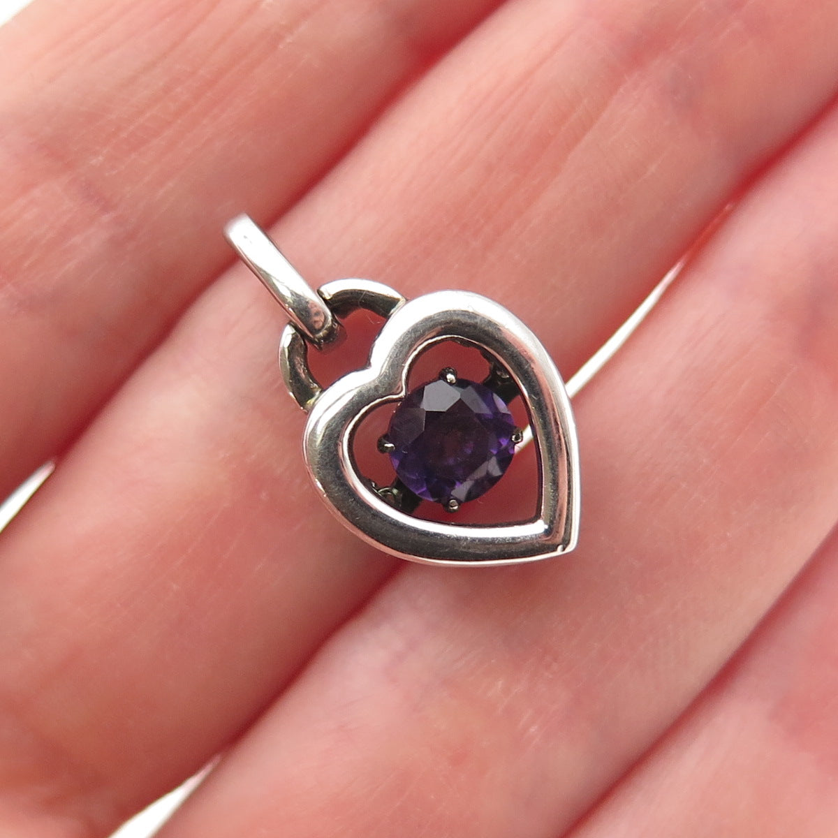 925 Sterling Silver Real Round-Cut Amethyst Heart Mini Charm Pendant