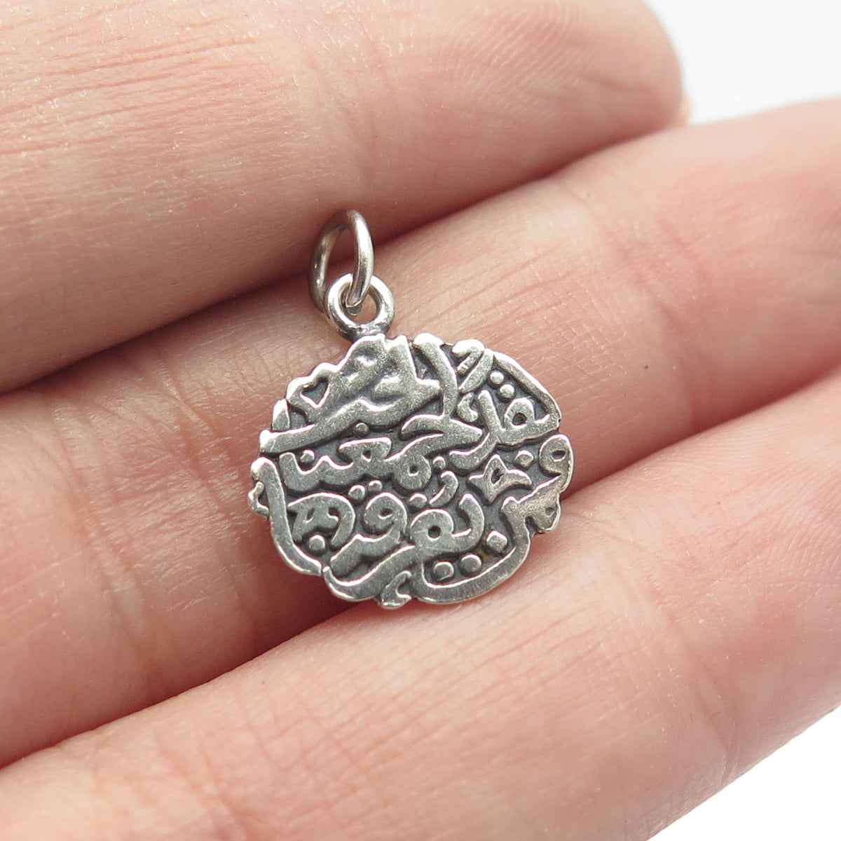 800 Silver Vintage Ornate Charm Pendant