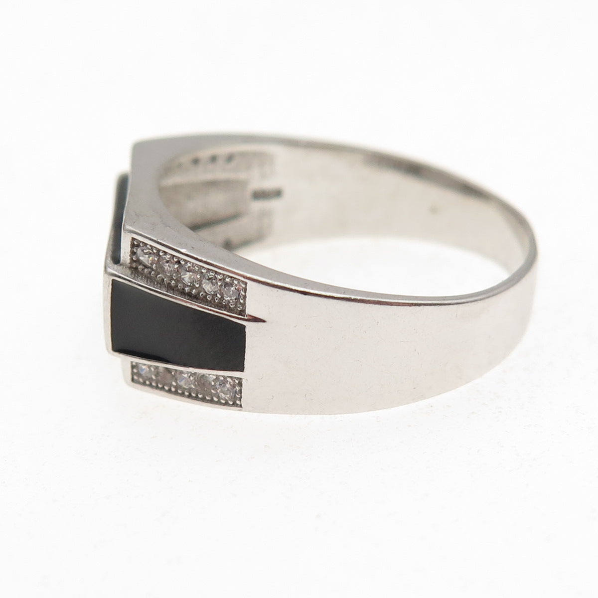 925 Sterling Silver Black Enamel & Round-Cut C Z Signet Ring Size 10.75