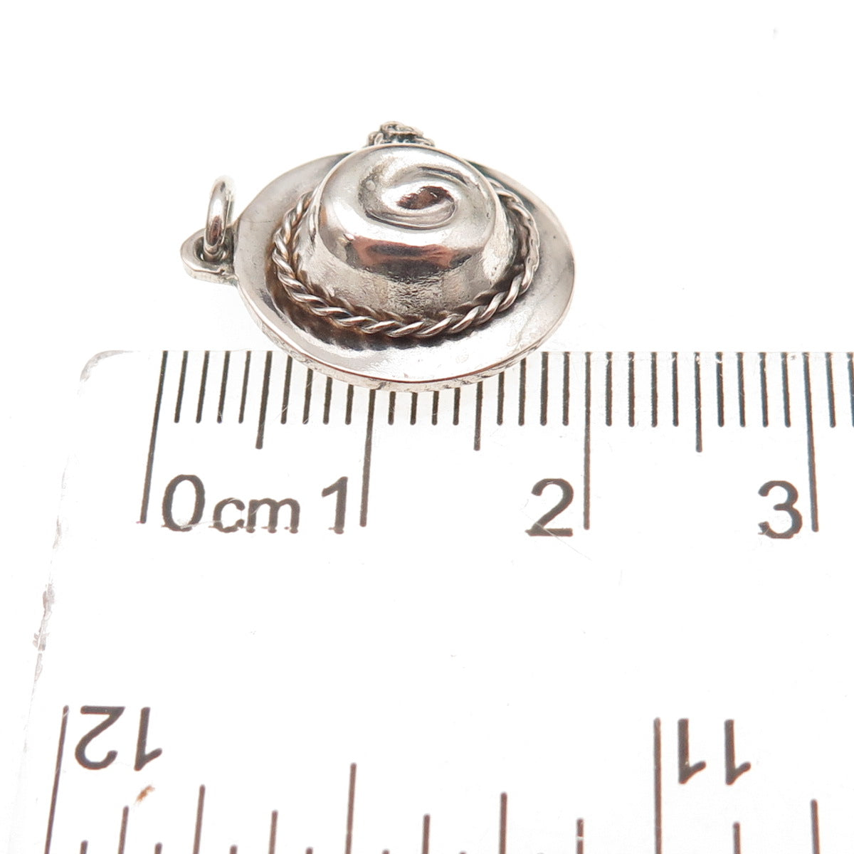 925 Sterling Silver Vintage Ladies Hat Oxidized 3D Charm Pendant