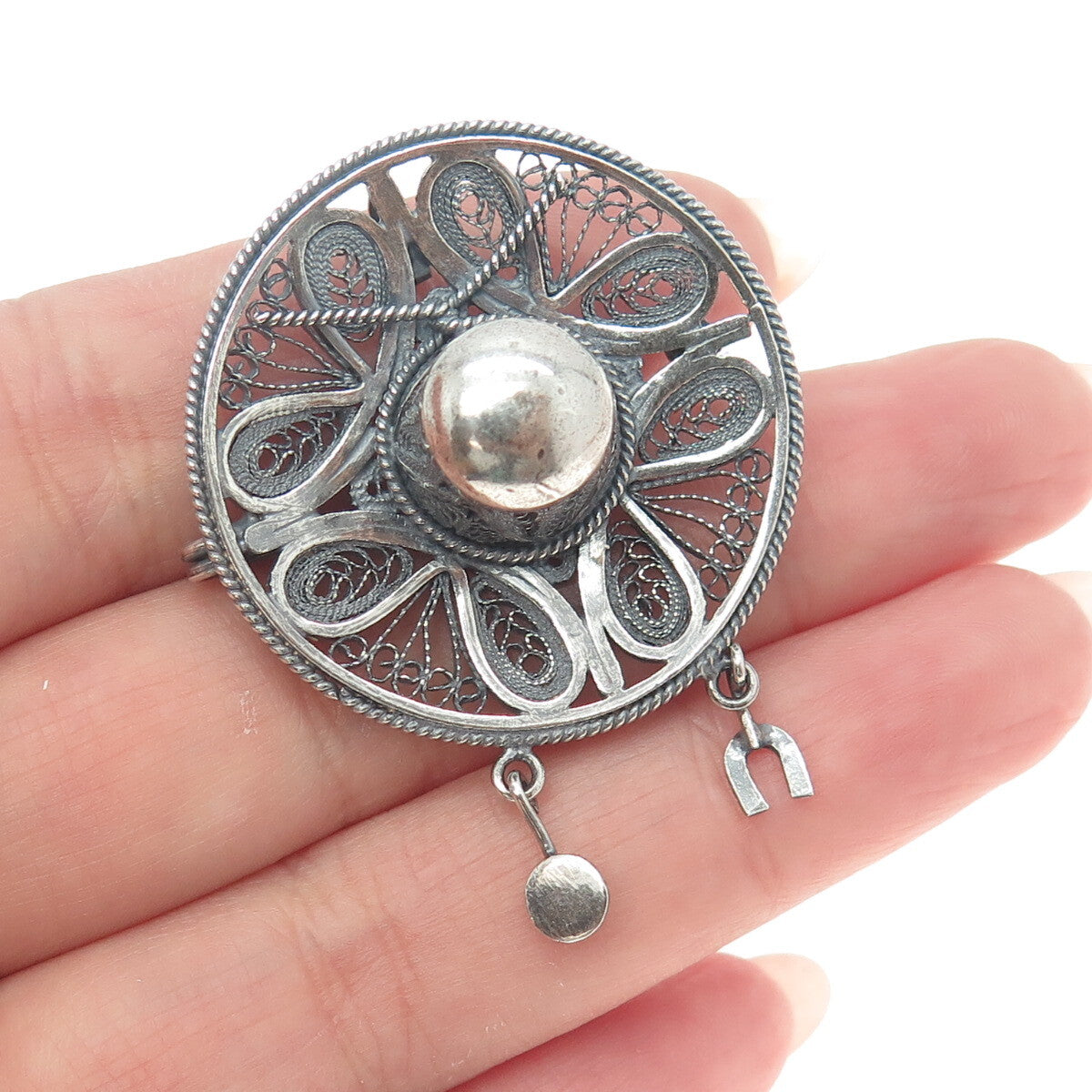 935 Silver Vintage Floral Filigree Pin Brooch