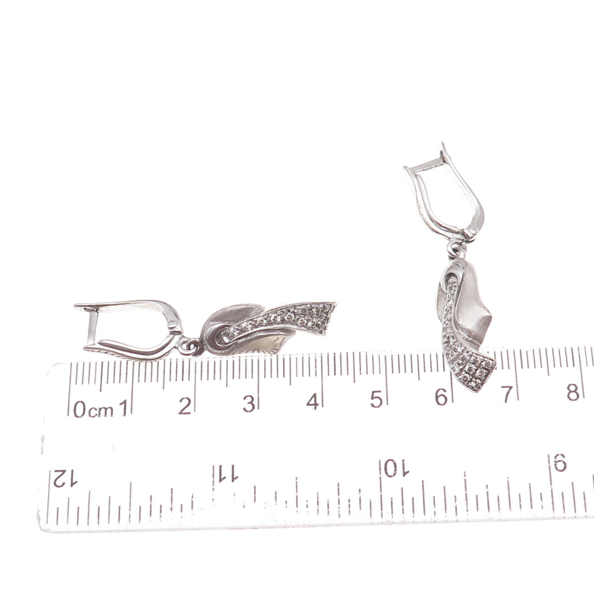 925 Sterling Silver Vintage Round-Cut C Z Aquarius Zodiac Dangle Earrings