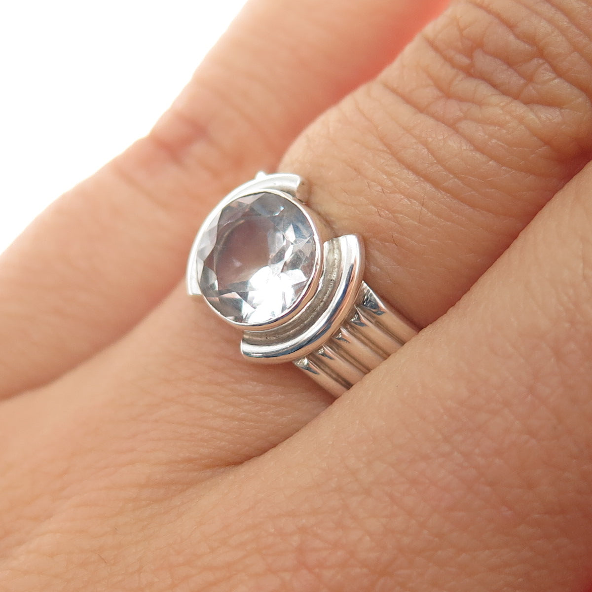 925 Sterling Silver Vintage Round-Cut Clear Crystal Modernist Ring Size 6.25