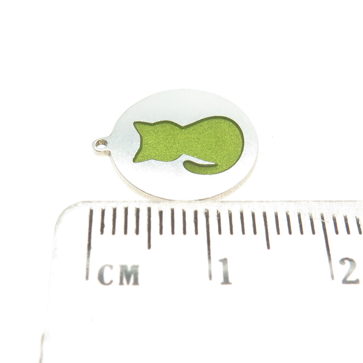 Tokemoti 925 Sterling Silver Green Enamel Cat Round Tag Minimalist Pendant