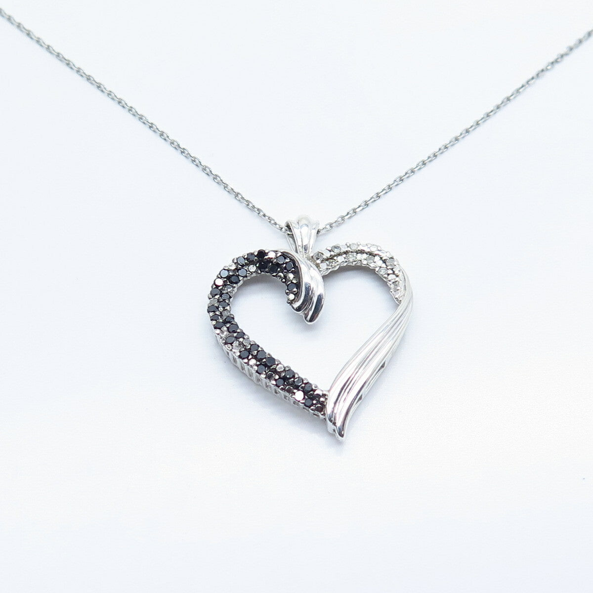 925 Sterling Silver Italy White Black Diamond Open Heart Rolo Chain Necklace 17"