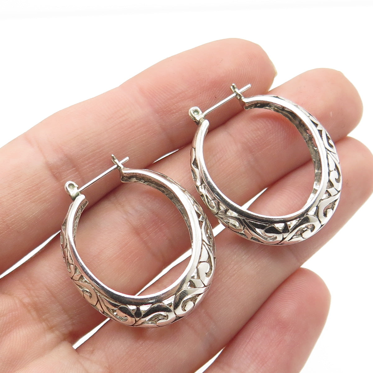 925 Sterling Silver Vintage Heart Scroll Hoop Earrings