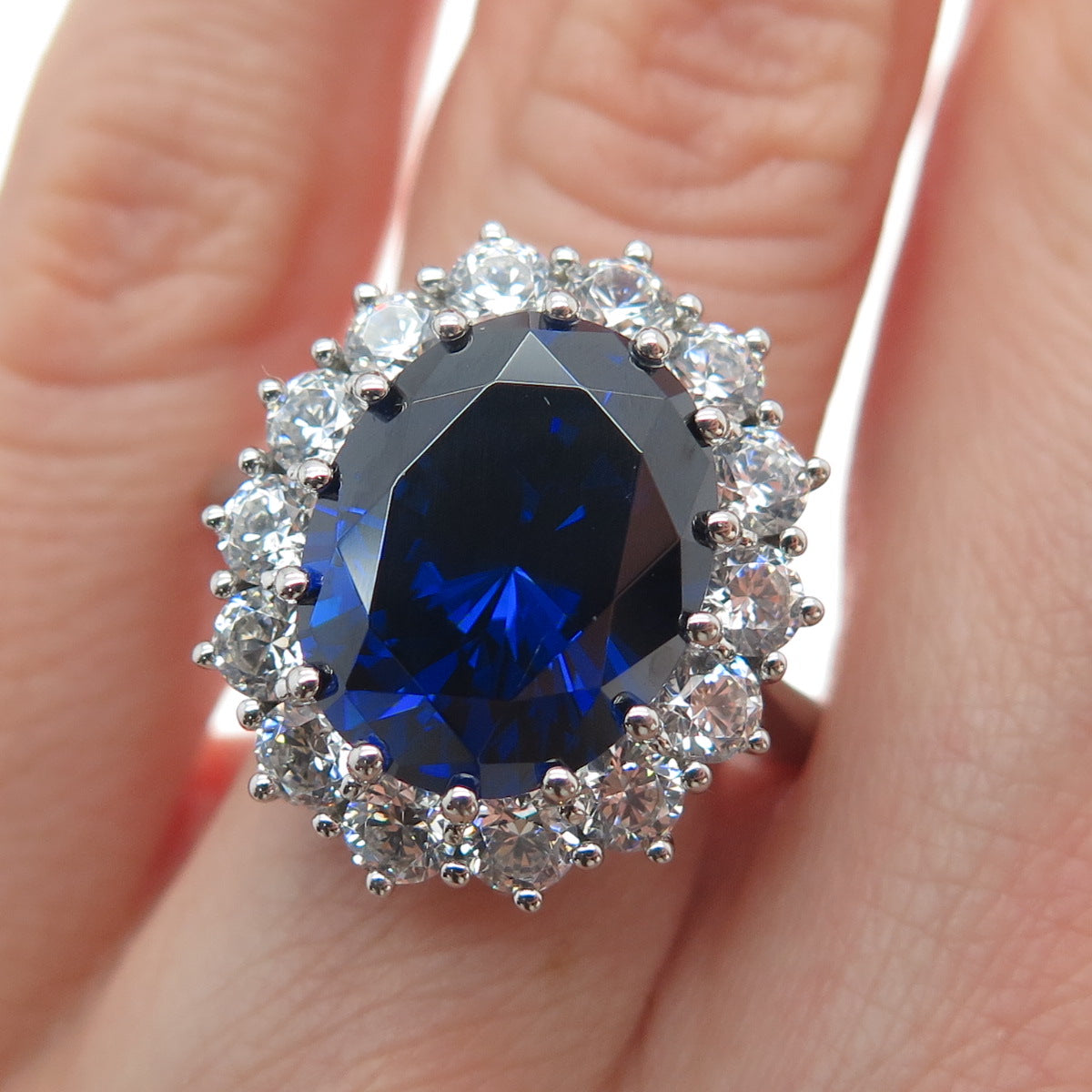 925 Sterling Silver Blue Oval-Cut & White Round-Cut Shaped C Z Ring Size 8.25