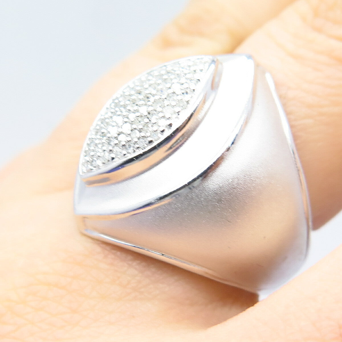 925 Sterling Silver Real White Diamond Textured Wide Ring Size 9