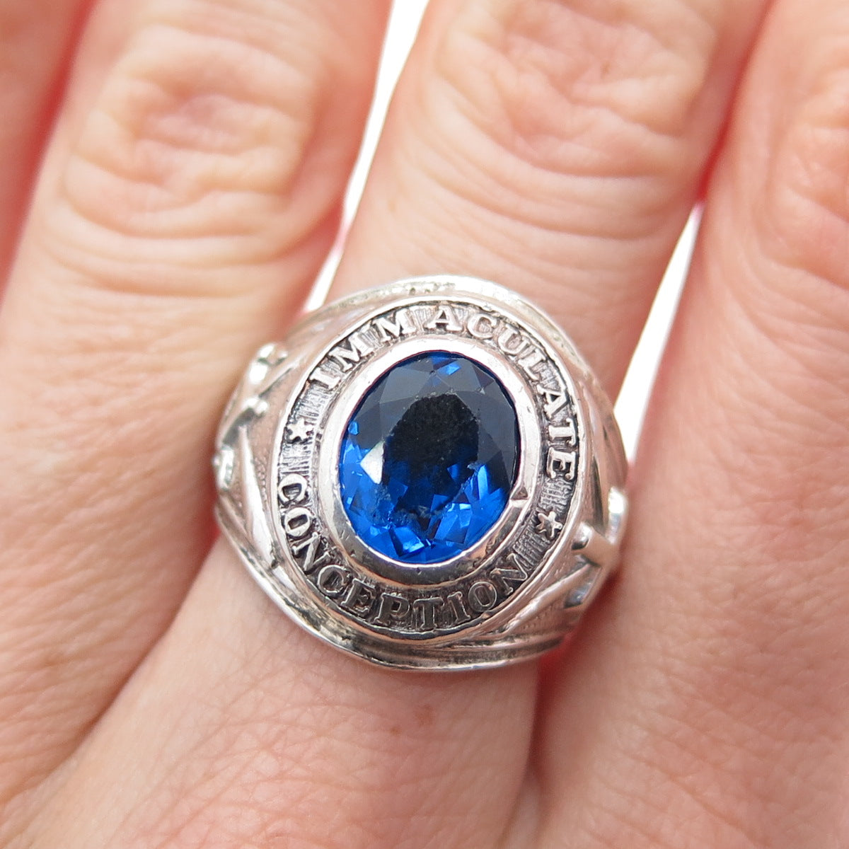 925 Sterling Vintage 1974 Blue C Z Immaculate Conception School Ring Size 6.75