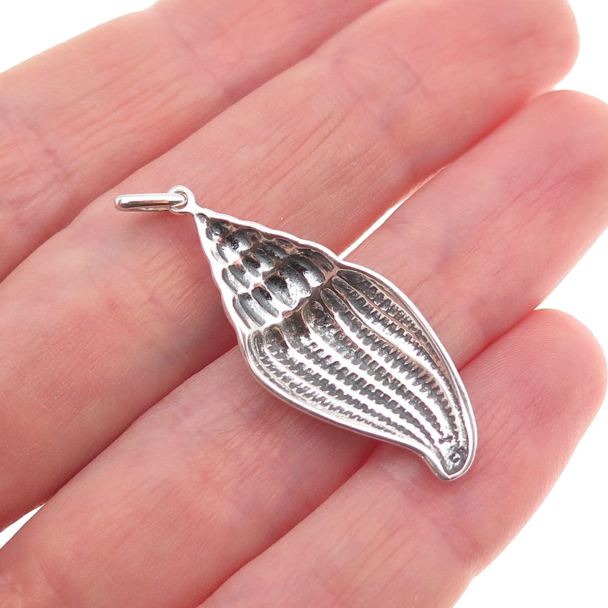 925 Sterling Silver Vintage Seashell Oxidized Charm Pendant