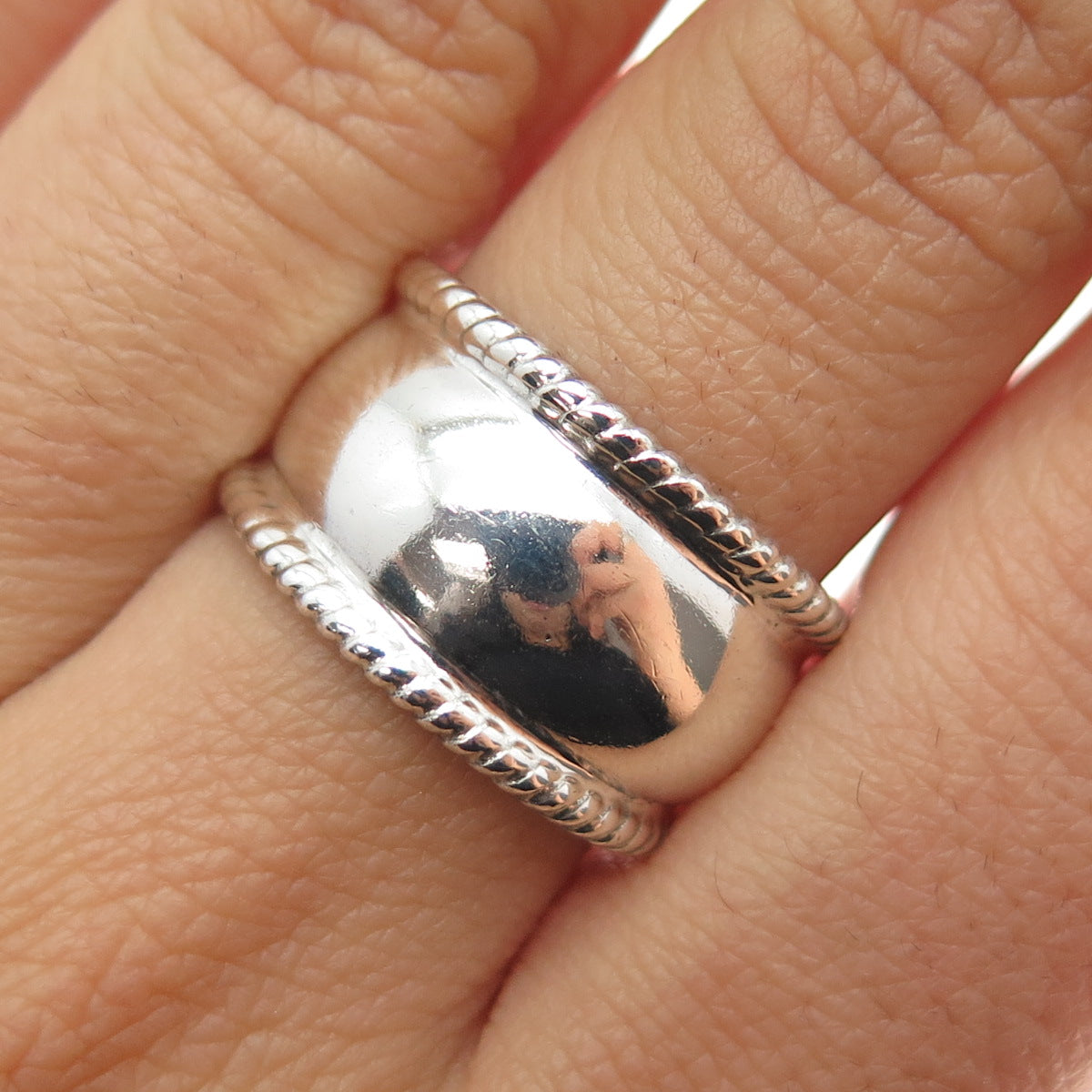 925 Sterling Silver Vintage Modernist Ring Size 8.25