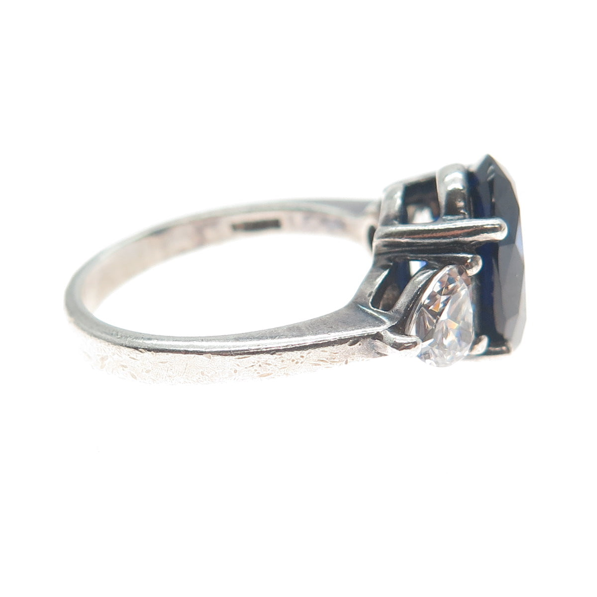 925 Sterling Silver Lab-Created Oval-Cut Sapphire & Heart-Cut C Z Ring Size 6