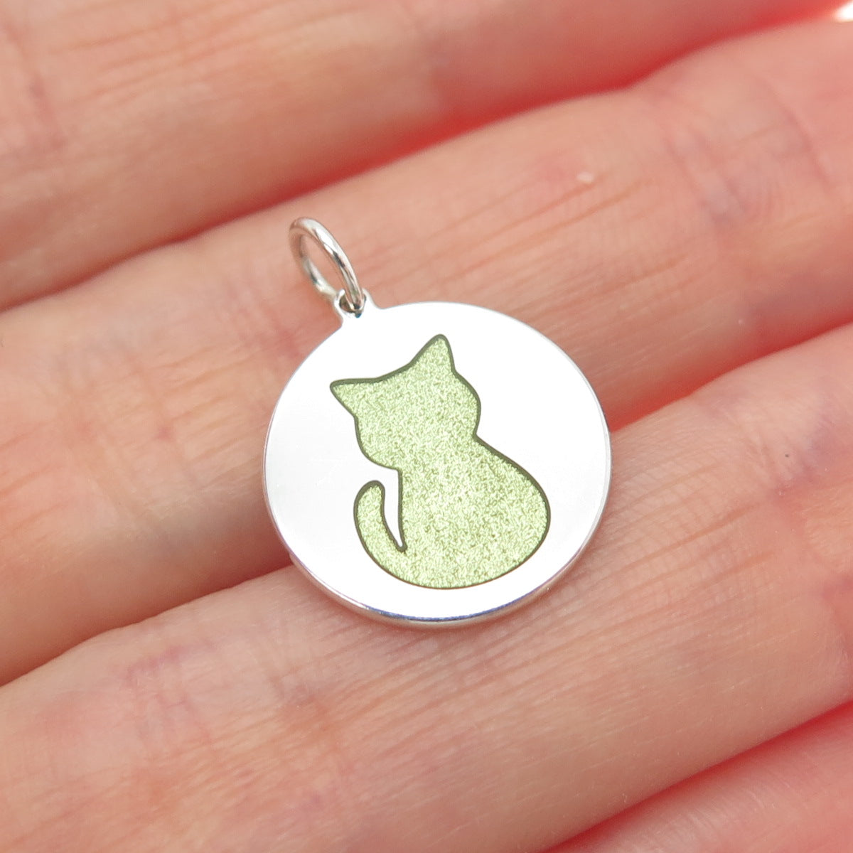 925 Sterling Silver Green Enamel Cat Round Tag Minimalist Charm Pendant