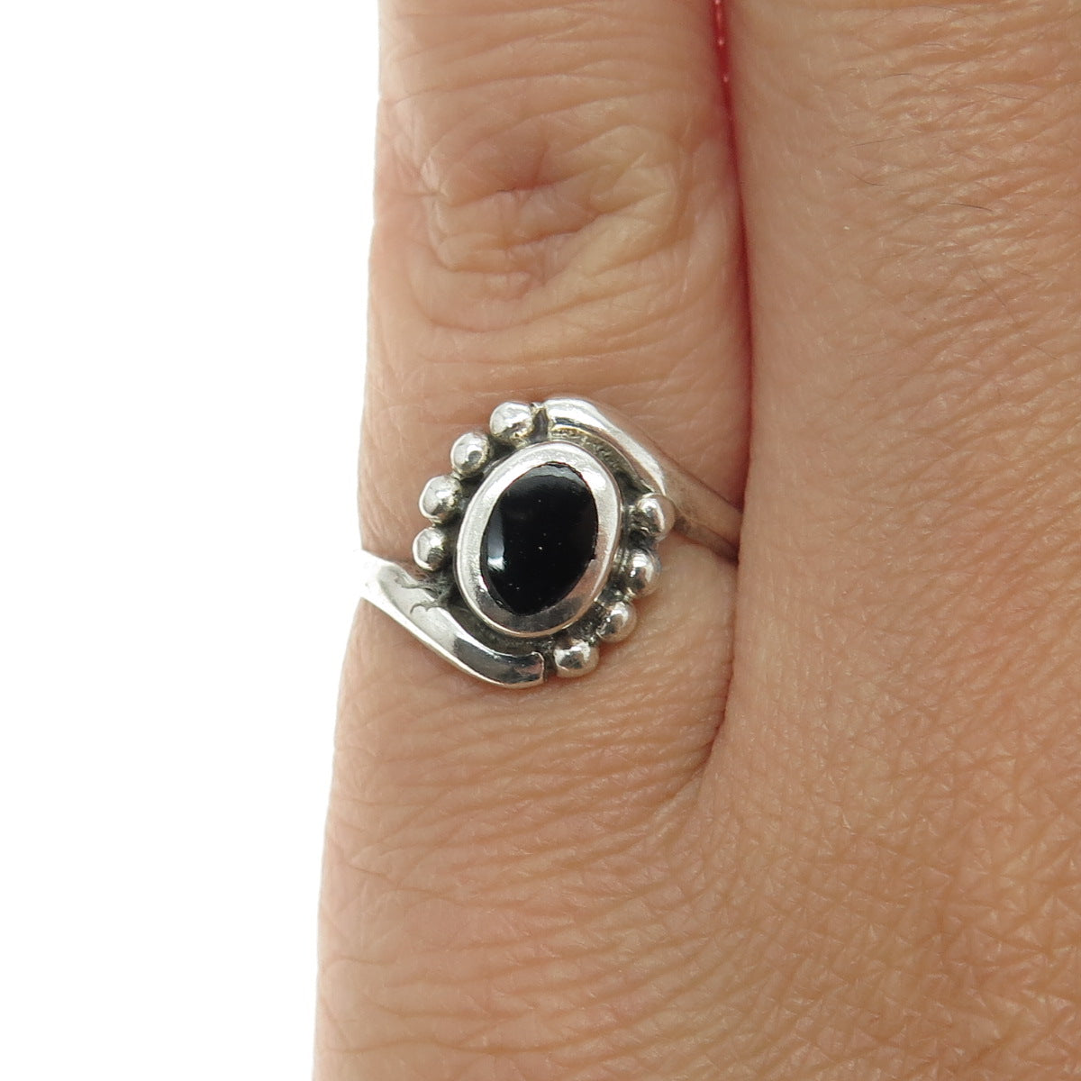 925 Sterling Silver Vintage Real Black Onyx Granulated Bypass Ring Size 5