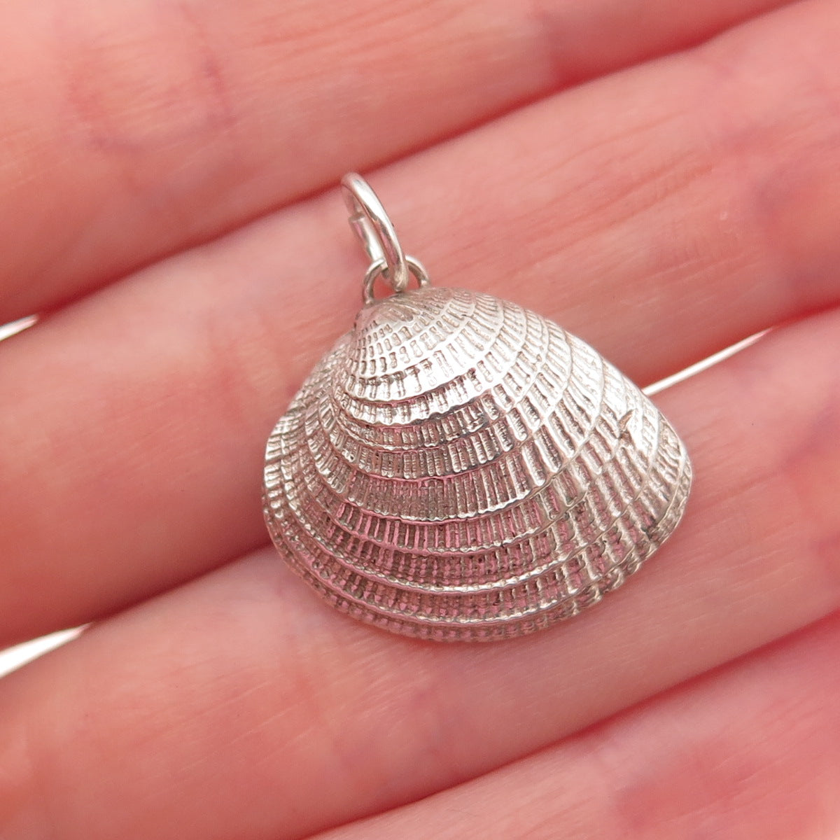 925 Sterling Silver Vintage Seashell Oxidized Charm Pendant