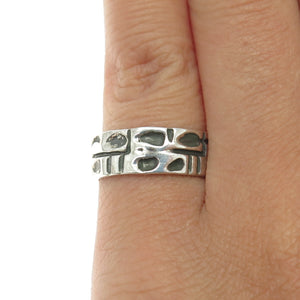 925 Sterling Silver Vintage Tribal Cave Band Ring Size 6.25
